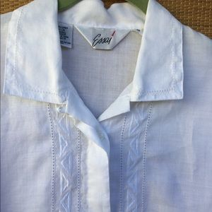 WHITE LINEN BLOUSE NEW